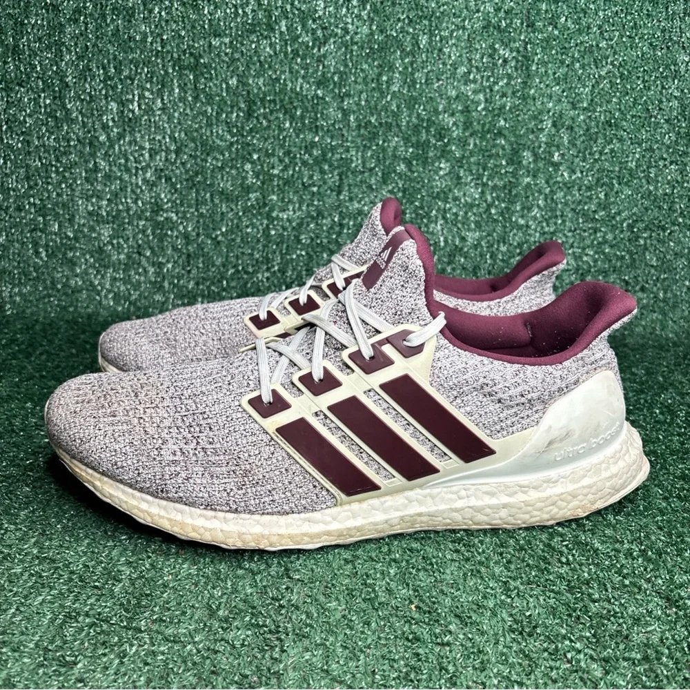 adidas Ultra Boost 4.0 Cloud White Maroo EE3705 Men’s Size 15‎